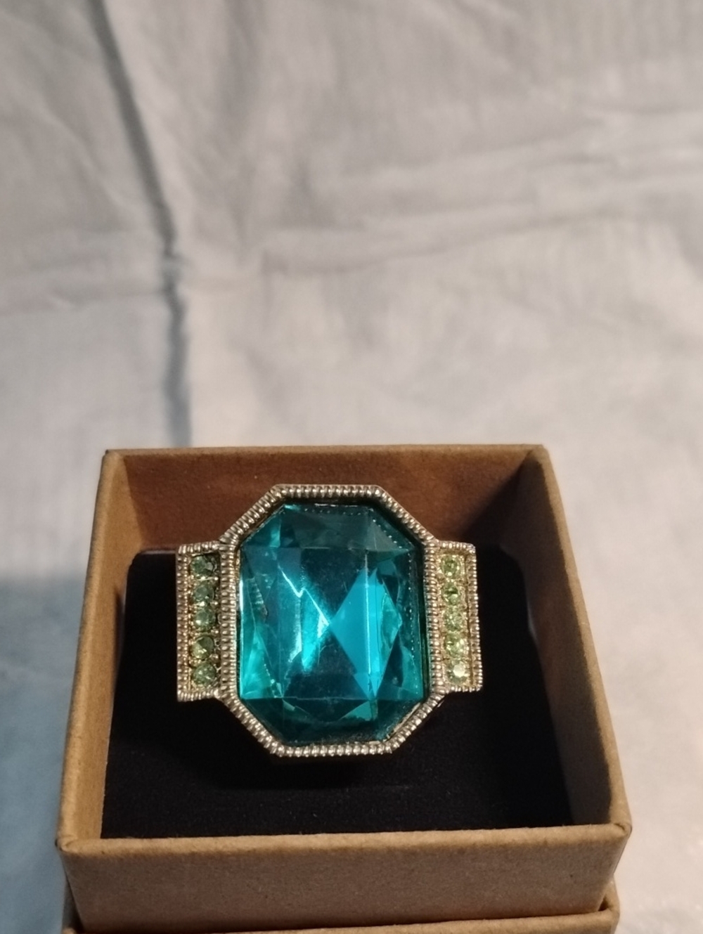 Colleen Lopez Turquoise-Colored Bold Crystal Statement Ring Size 8
